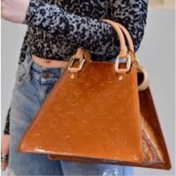 LV🤎FORSYTH BRONZE MONOGRAMMED VERNIS - Picture 3 of 12